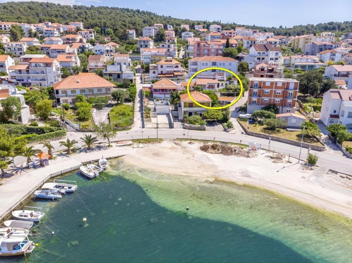 Apartments Doria - 20M From Beach Trogir Exterior photo